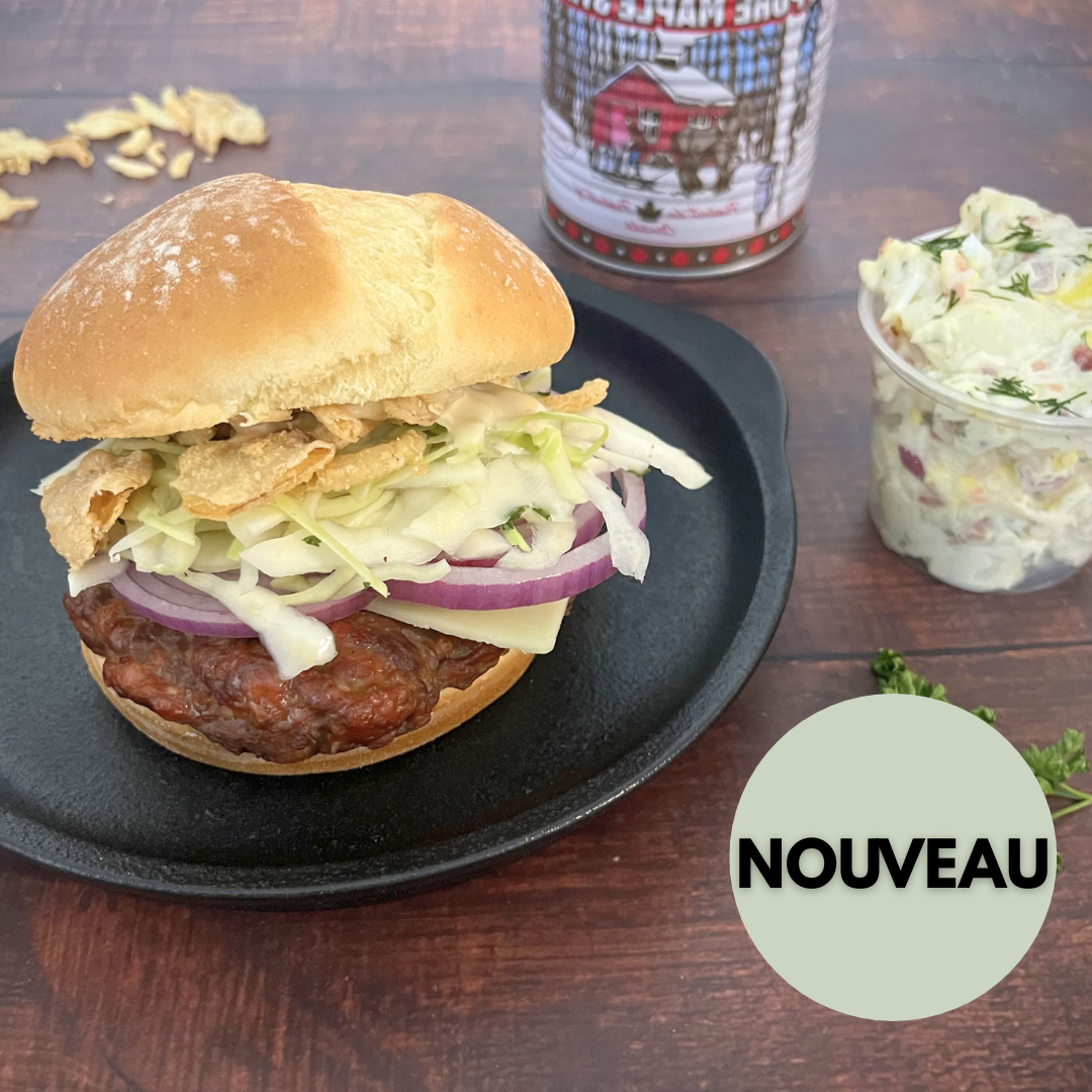 Le burger de saucisse à l'érable