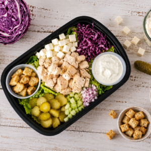La salade de poulet dill pickle